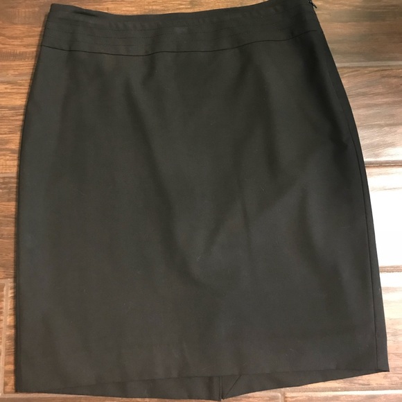 The Limited black pencil skirt - Picture 1 of 3